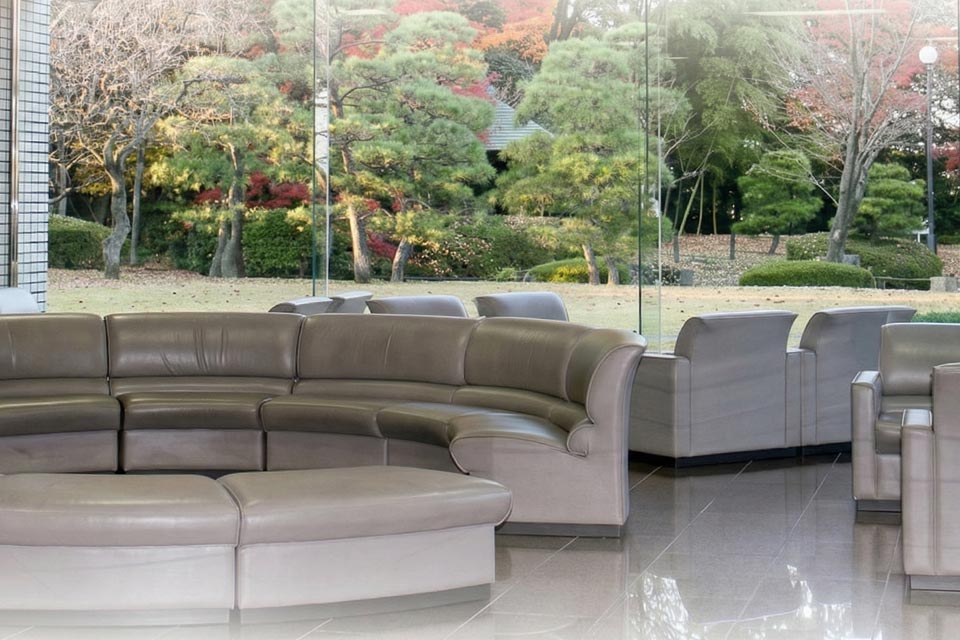 南多摩斎場のロビー